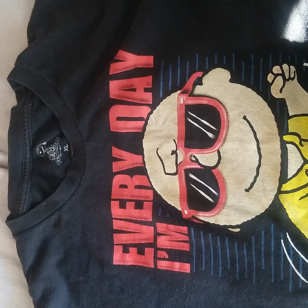 Peanuts Charlie Brown Shufflin tee